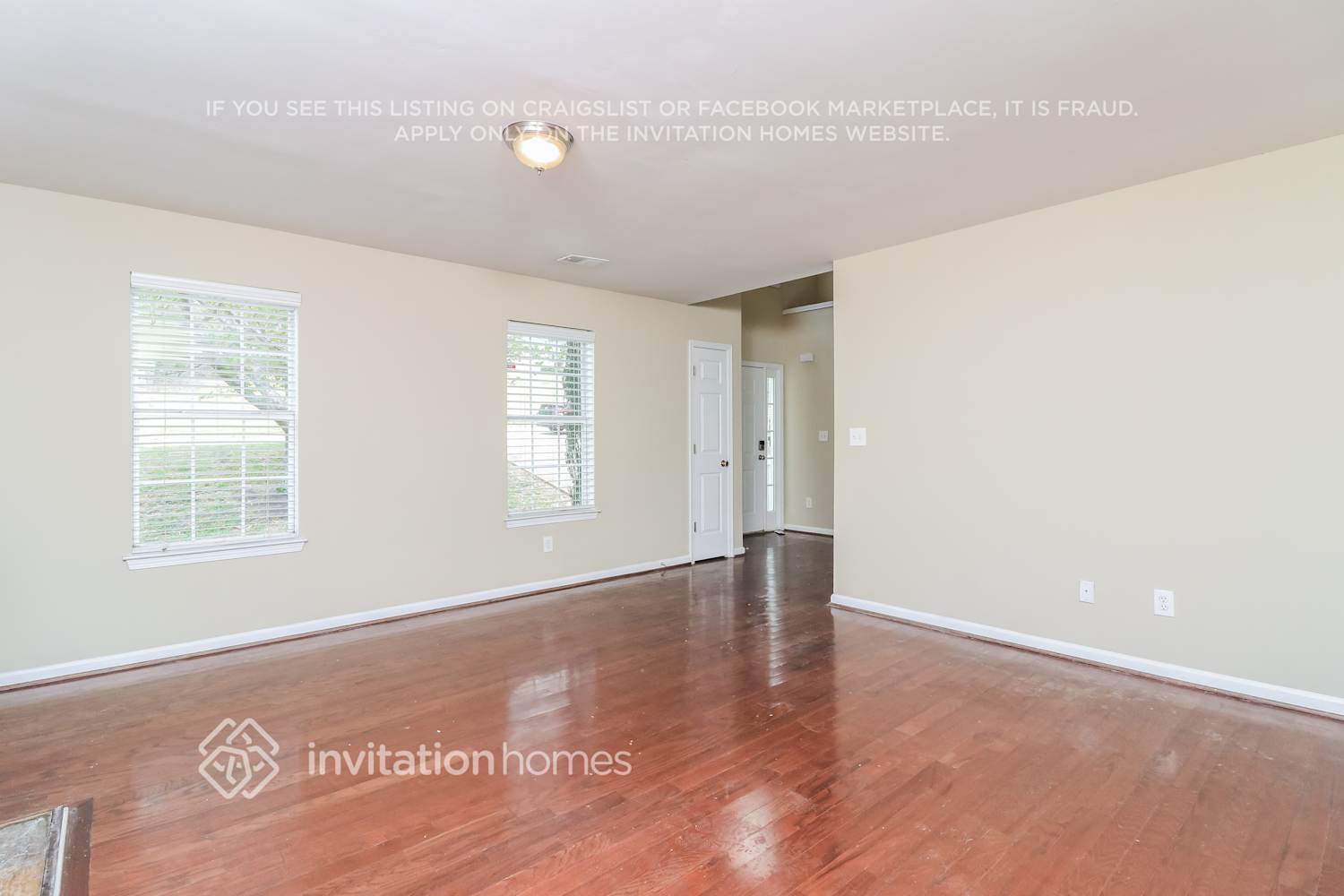 Building Photo - 3159 Lower Creek Dr