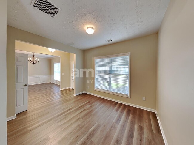 Building Photo - 110 Plumeria St