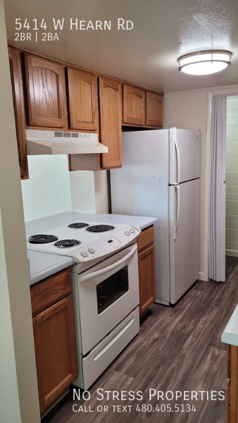 Building Photo - 2 Bed Townhome off 55th Ave and Thunderbird!