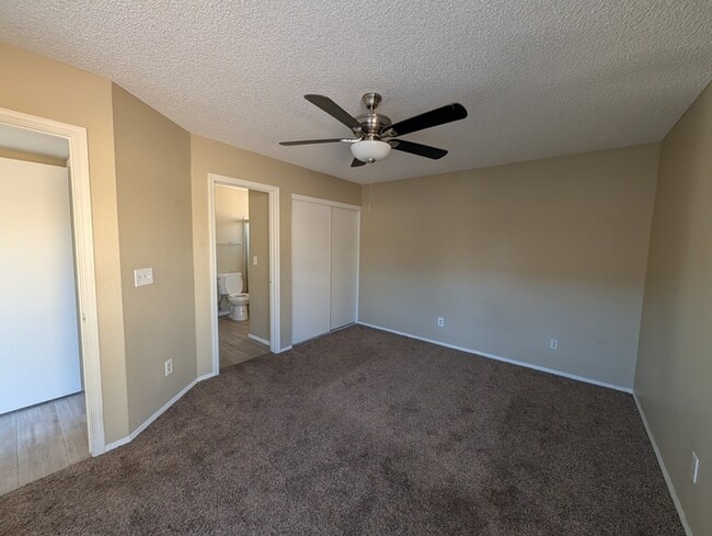 Building Photo - Remodeled Glendale Home With Garage