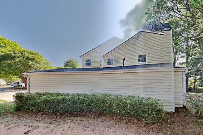 Building Photo - 524 Meadowfield Ct