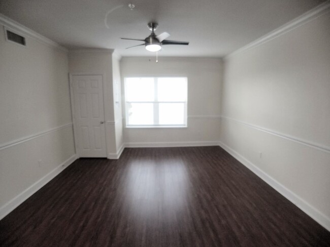 Building Photo - For Rent Beautiful 1/1 City View Condo at ...