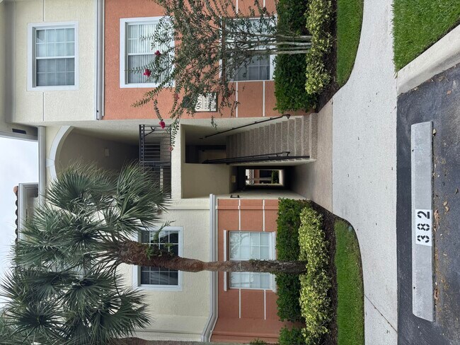 Building Photo - 9873 Baywinds Blvd