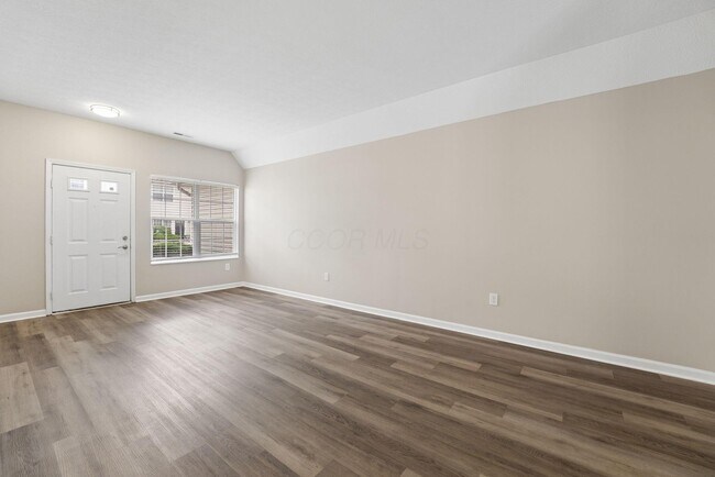 Building Photo - 2045 River Rock Way