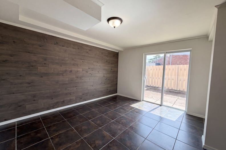 Building Photo - 13451 Land O Woods Dr