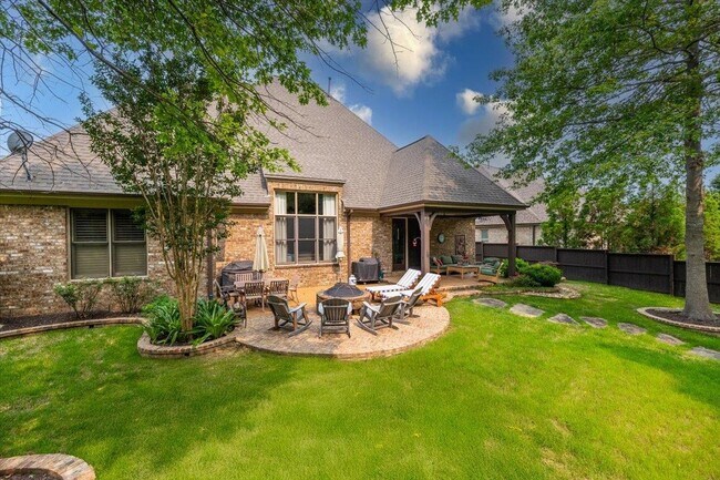 Building Photo - 5208 Prairie Sky Dr