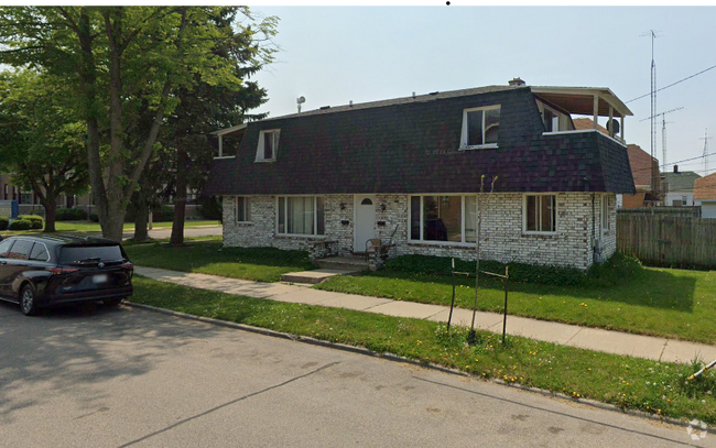 Building Photo - 1001 Romayne Ave