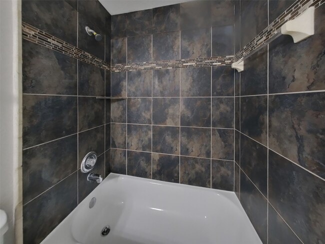 Building Photo - 6834 Oaken Gate Way