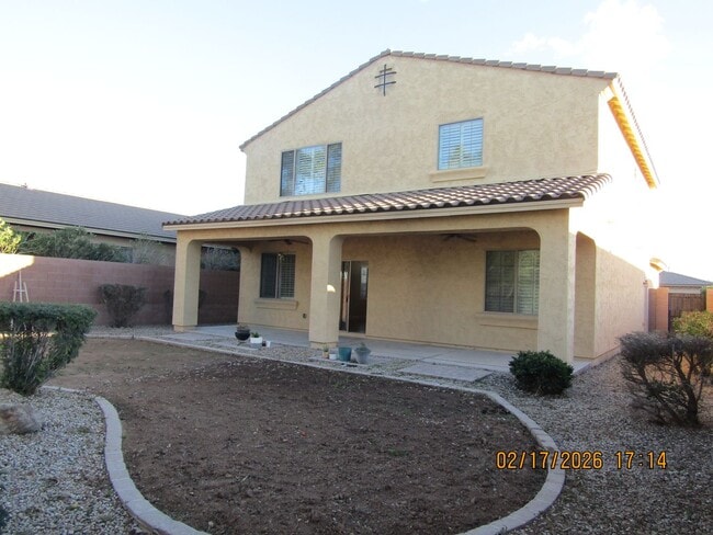 Building Photo - 4 Bedroom home gated community