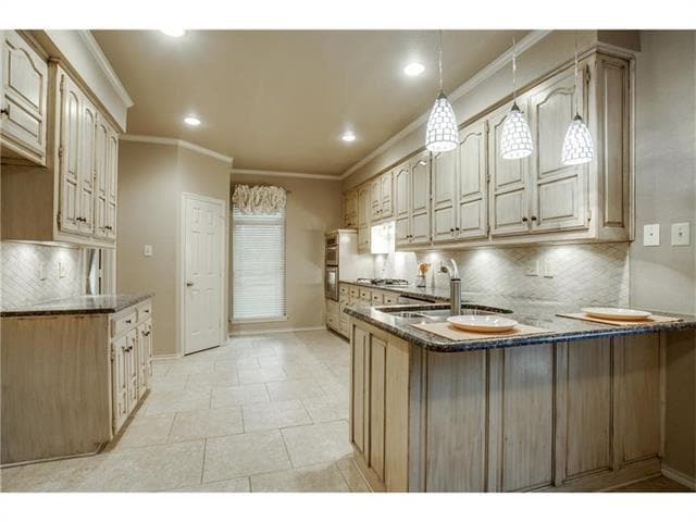 Building Photo - 2710 Devonshire Dr