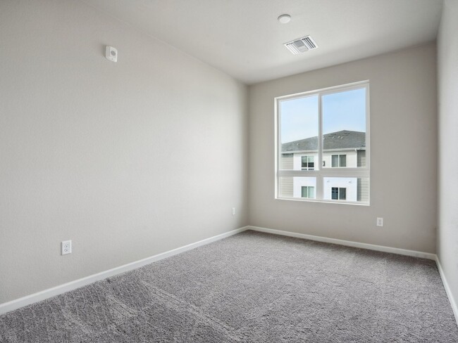 Building Photo - 1 month Free - Brand new 2 Bedroom Condo i...