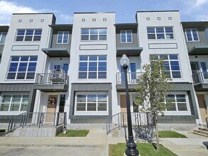 Building Photo - 13325 Bee St