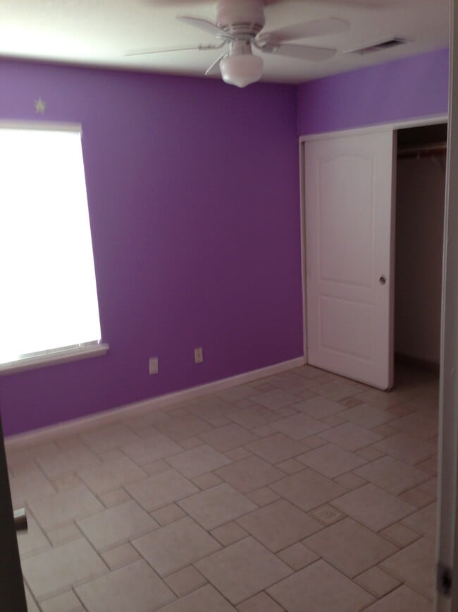 Building Photo - 3440 W Tenaya Way