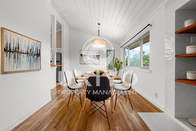 Building Photo - 8655 Skyline Blvd