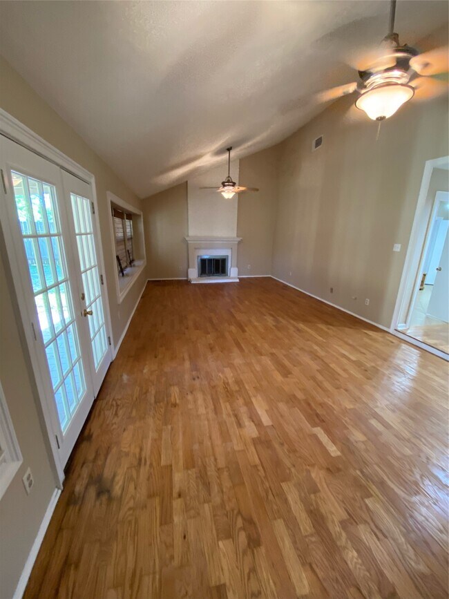 Building Photo - 22503 Dabney Manor Ln