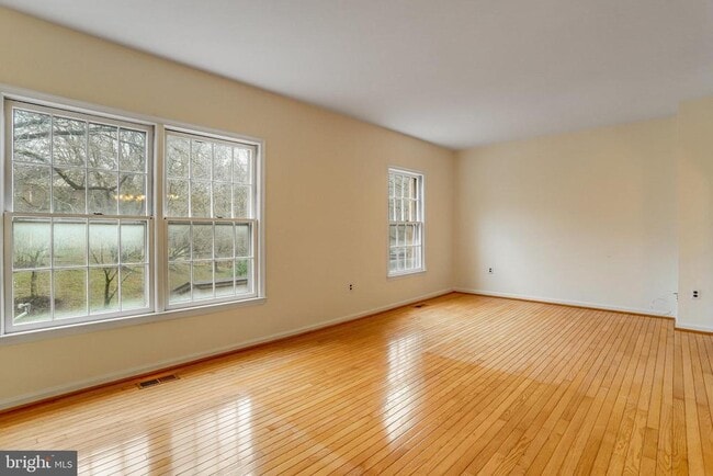 Building Photo - 8003 Bethelen Woods Ln