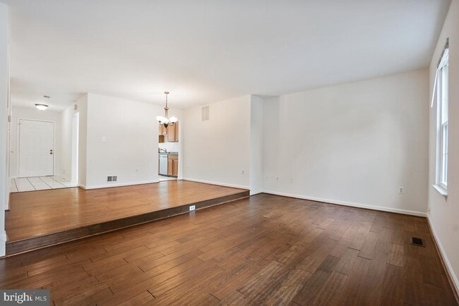 Building Photo - 3908 Ferrara Dr