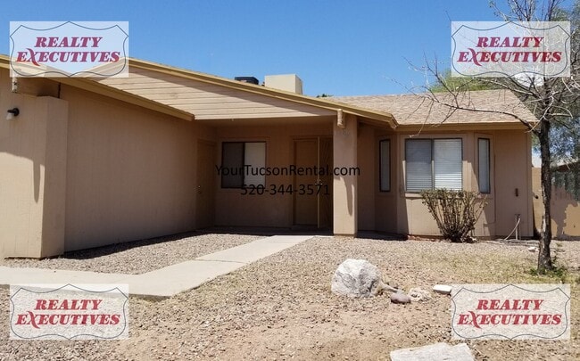 Primary Photo - 3/1 with AC and a garage in Midvale Park N...