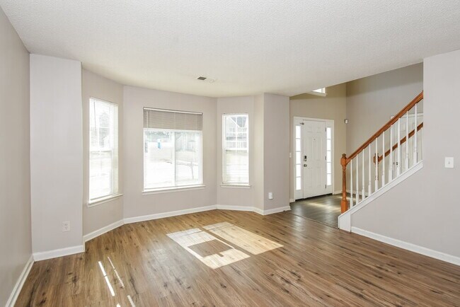 Building Photo - 6083 Trotters Cir