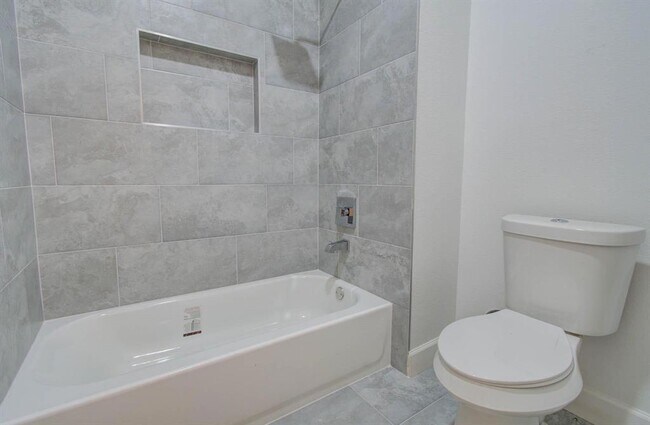 Building Photo - 12274 Wild Pine Dr