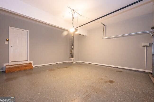 Building Photo - 1675 Great Heron Cove