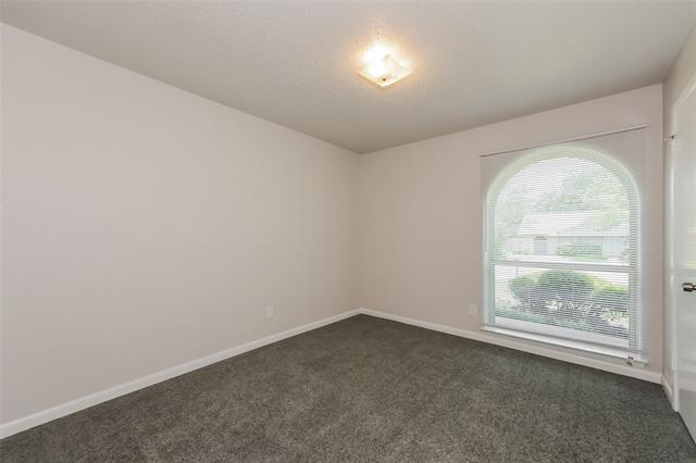 Building Photo - 1816 Christopher Dr