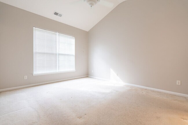 Building Photo - 4022 Holston Ct