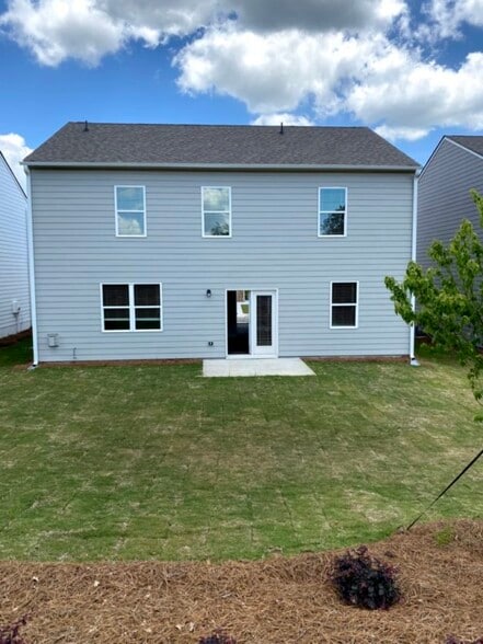 Building Photo - 5420 BARBERRY AVENUE