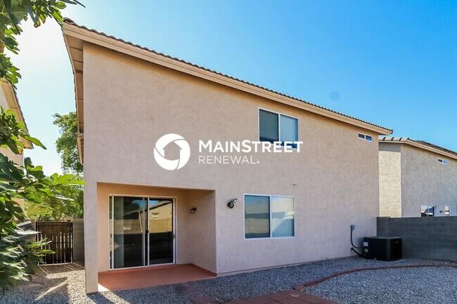 Building Photo - 4 Bedroom Pet-Friendly Home in Tolleson, AZ with Main Street Renewal