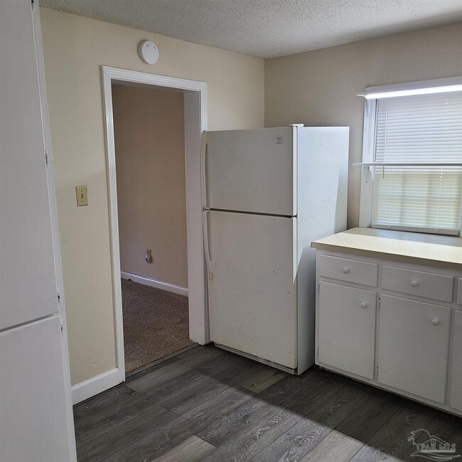 Building Photo - 125 Rue Max St