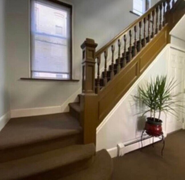 Building Photo - 672-674-674 John F. Kennedy Blvd