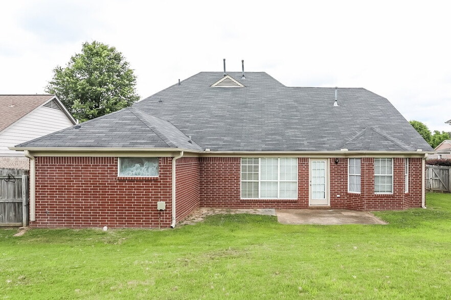 Building Photo - 11183 Ewe Turn Dr