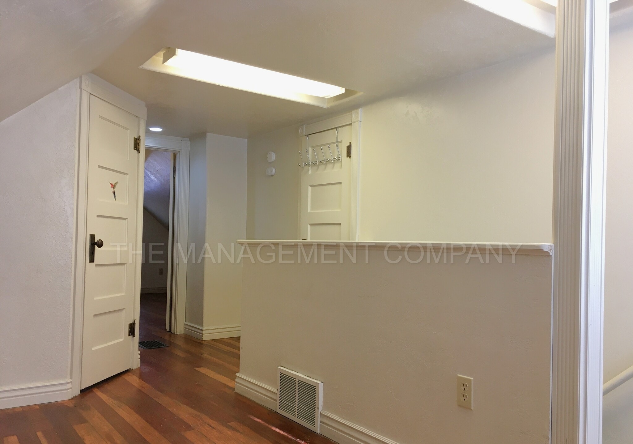Building Photo - 576 Addison Ave W