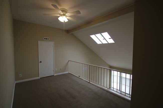 Building Photo - Centrally Located Condo at The Lakes of Carmel Valley!