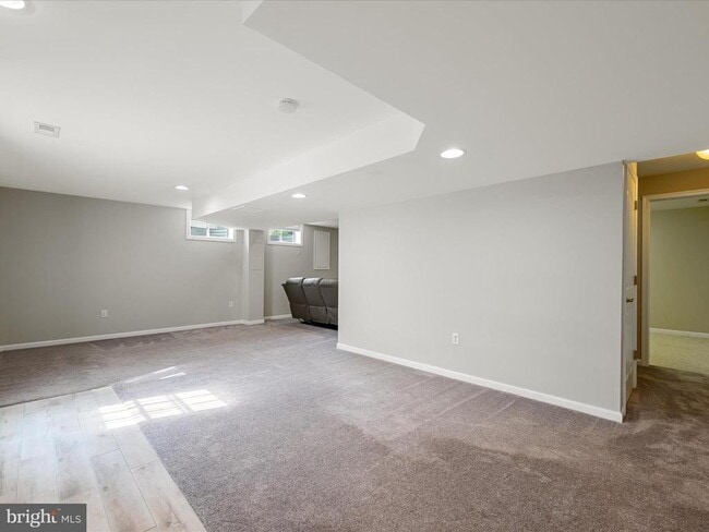 Building Photo - 226 Taggart Dr