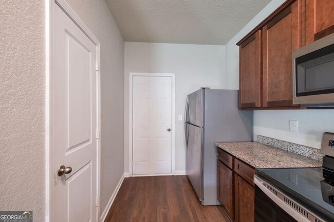 Building Photo - 2889 Cleburne Ter