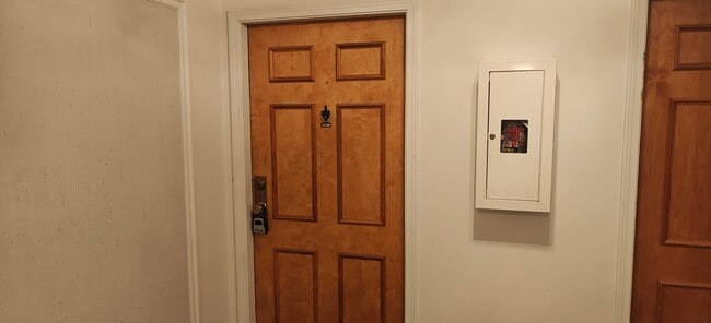 Building Photo - 1540 Slade Ave