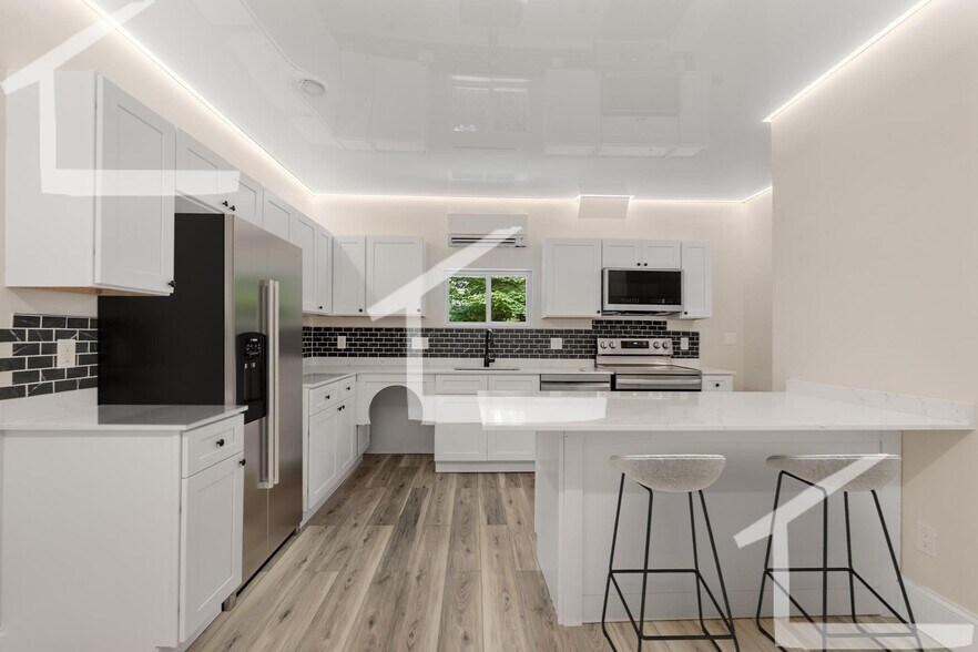 Primary Photo - 136 Academy Hill Rd