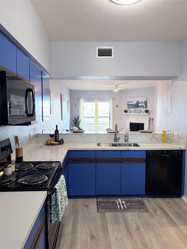 Building Photo - 18809 Egret Bay Blvd