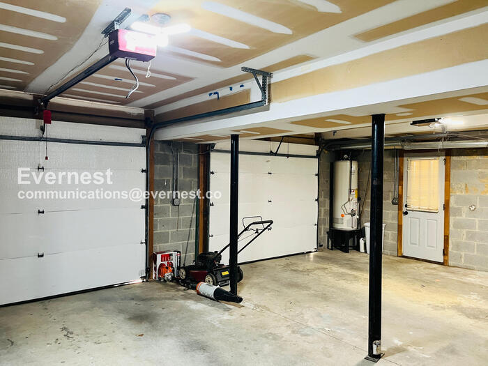 Building Photo - 1420 Calloway Ct