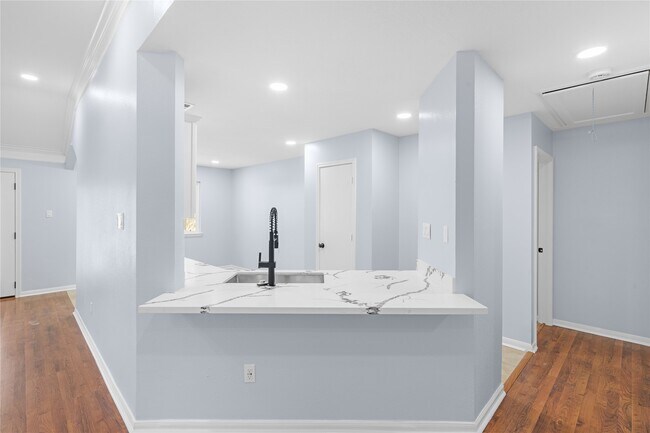 Building Photo - 3910 Crystal Pass Ct