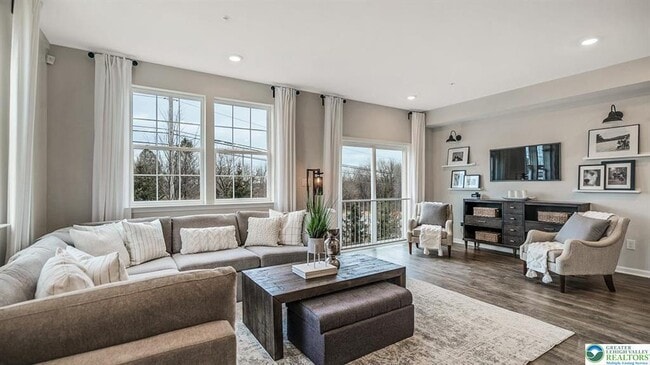 Building Photo - 1069 Meadowlark Dr