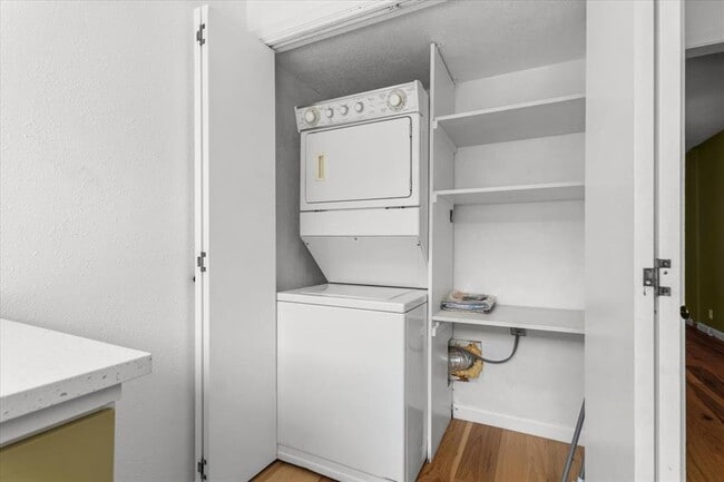 Building Photo - 1809 Coronado Hills Dr