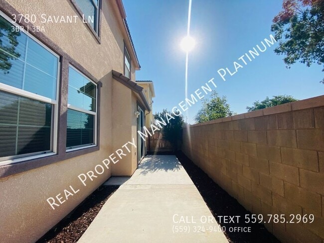 Building Photo - 3780 Savant Ln