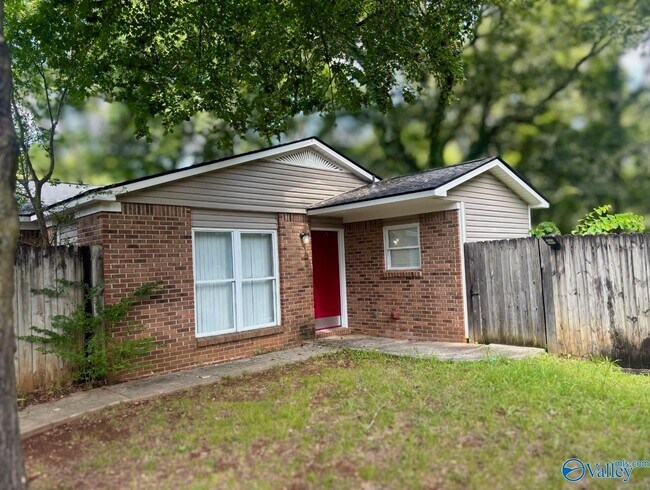 Primary Photo - 101 Westscott Dr