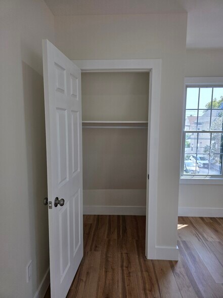 Bedroom closets - 9421 85th Rd