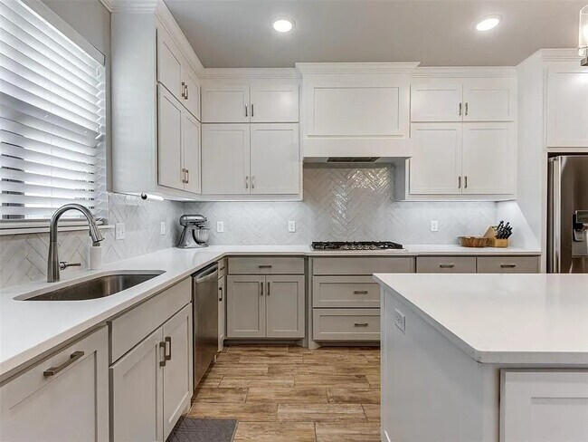 Building Photo - 1391 Hickory Trl