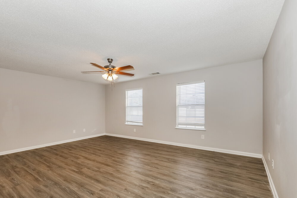 Building Photo - 1618 Thornwick Trace