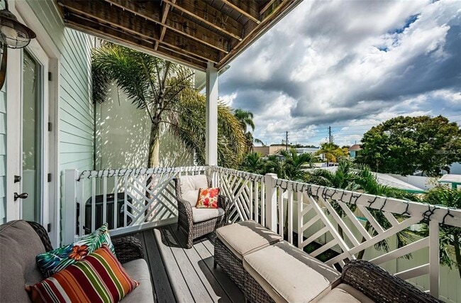 Building Photo - 7004 Grevilla Ave S