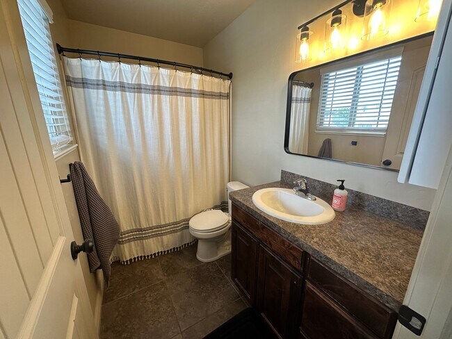 Building Photo - 2269 S Knights Way